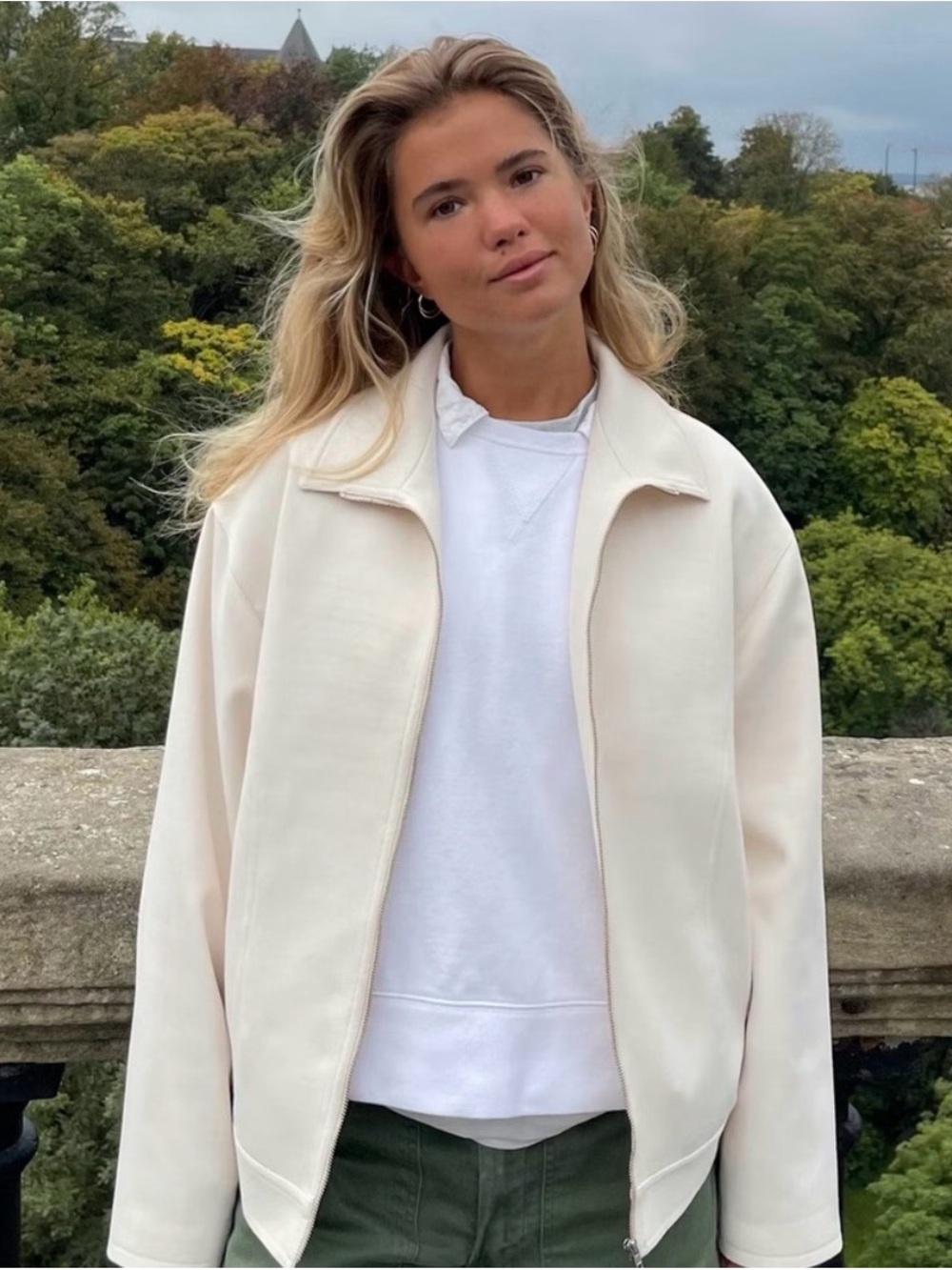 Djerf Avenue Women's Cream Zip-Up Jacket